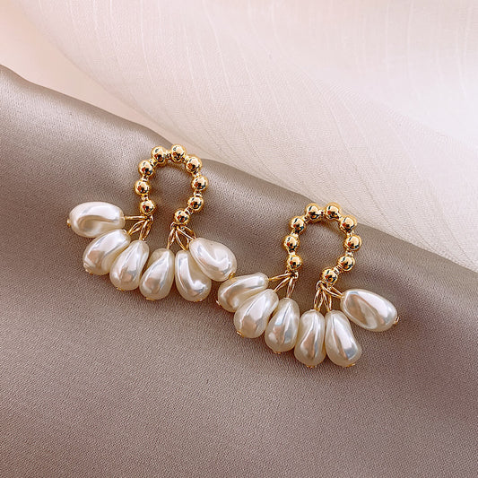 Mini Pearls Hoops