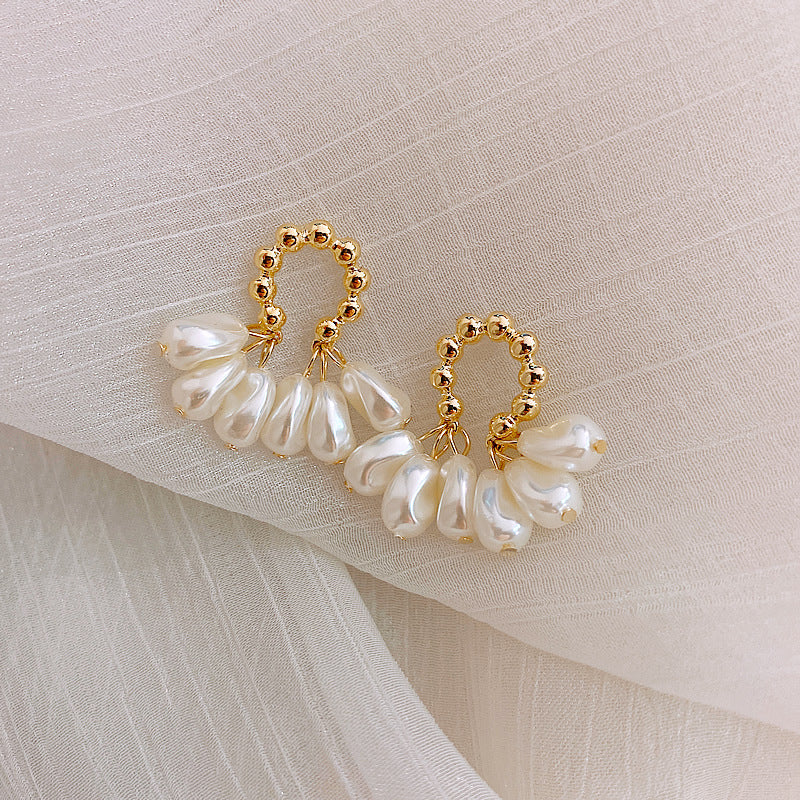 Mini Pearls Hoops