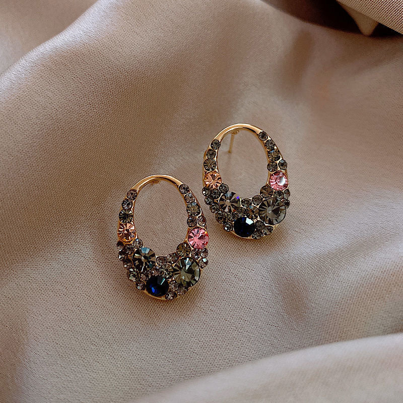 Retro Diamond Oval Stud Earrings