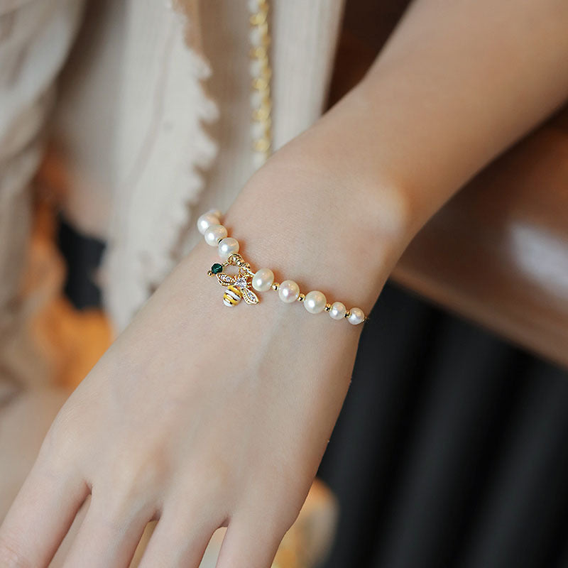 Pearl Bee Bracelet