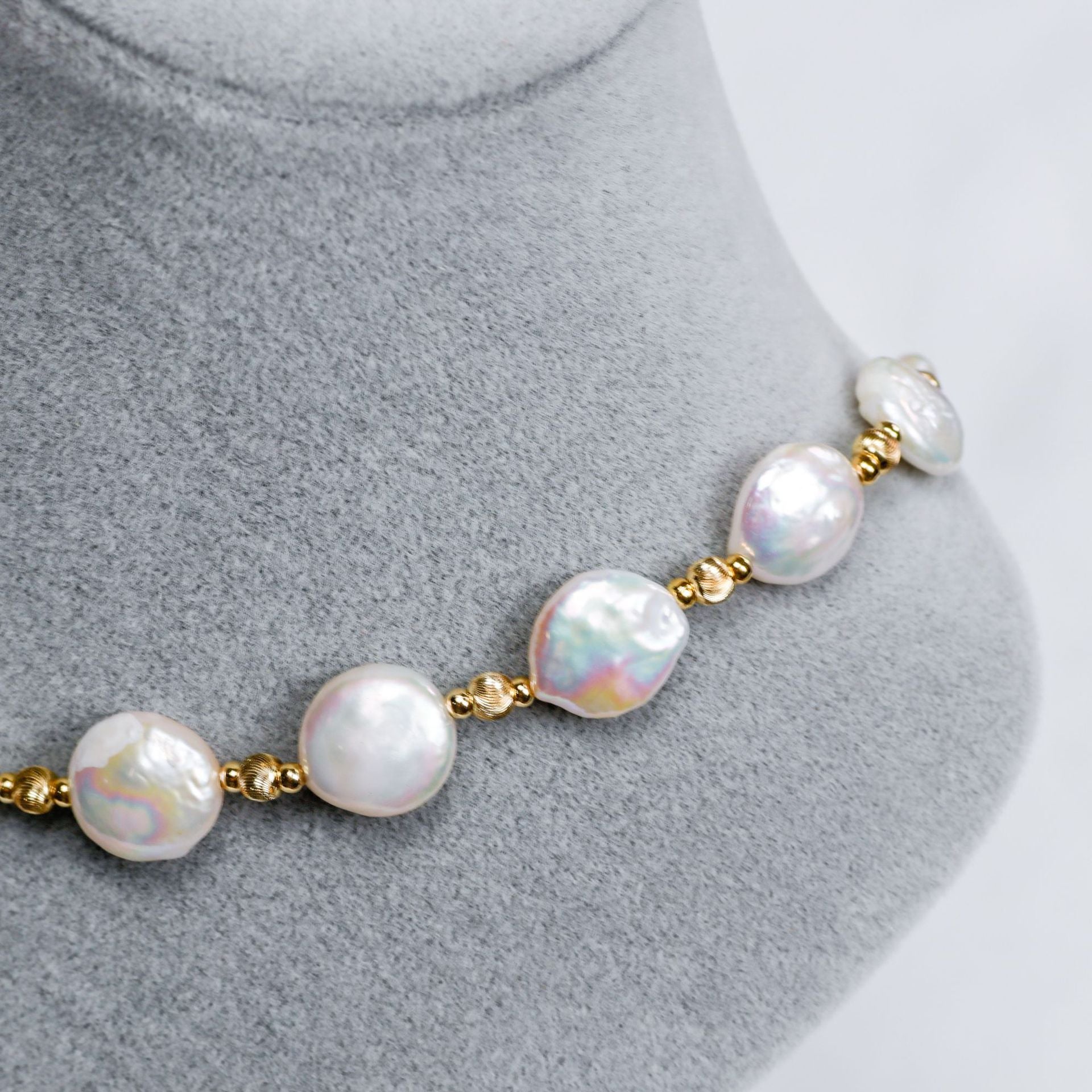 GOLD FRESHWATER PEARL CHOKER